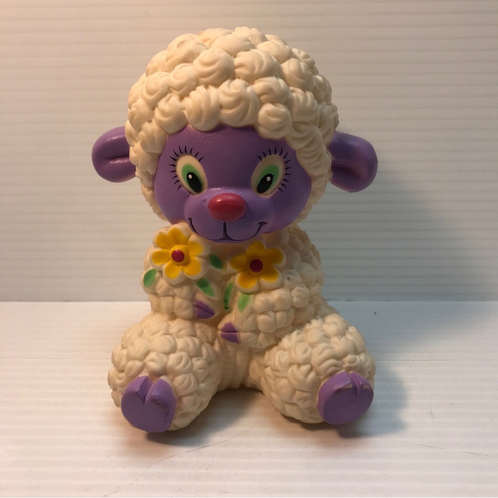 Vintage Toy 1985 Shelcore Squeeze-a-Mals Rubber Squeeky Baby Lamb/Sheep